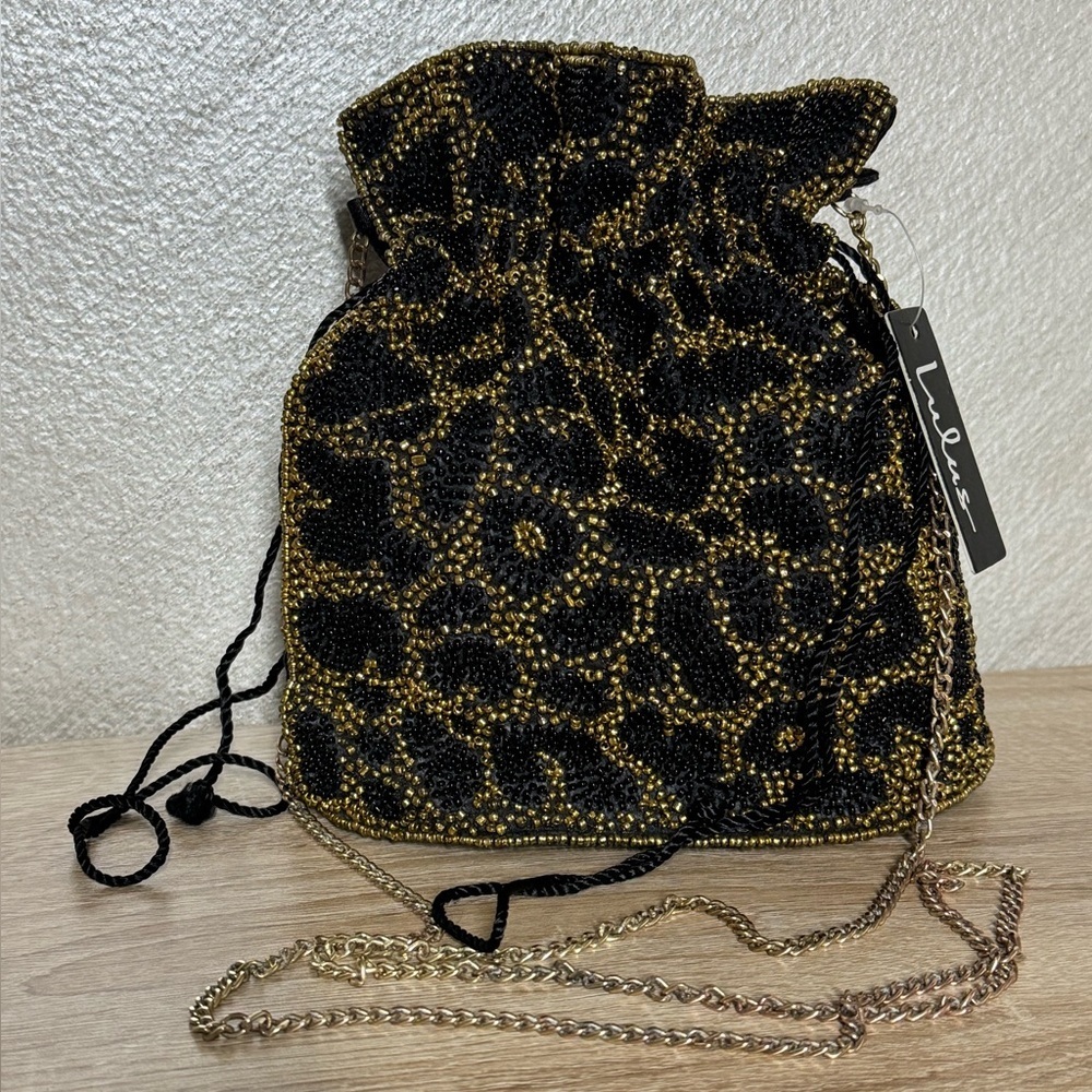 Lulus Vendor Style Black/Gold Beads Embroidered Crossbody Chain Potil Bag